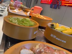 -龍歌自助小火锅(芝罘万达店)