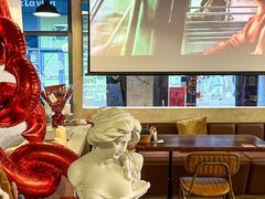-mordew加州日记西餐&小酒馆(新天地店)