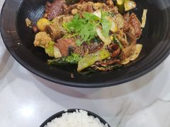 -愉肴麻辣香锅(中北镇店)