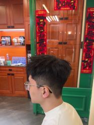 -米娜男士新国潮理发馆