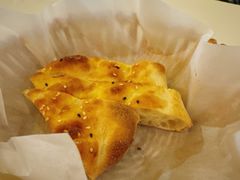 鹰嘴豆泥配面包-Pasha帕夏土耳其餐厅(南昌路店)