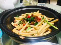 -湘潭九龙鱼头店(城南西路店)