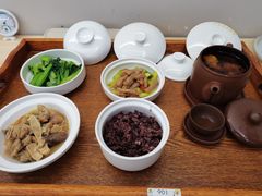 -雪梅月子中心(华侨城店)