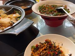 -阿瓦山寨·湘菜现炒·剁椒鱼头王(咸阳总店)