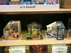 -泡泡玛特POPMART(杭州乐堤港店)