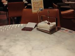 -蝴蝶里·粤菜·点心(滨江龙湖店)