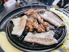 -胡悦里韩式烤肉(芝罘万达广场店)
