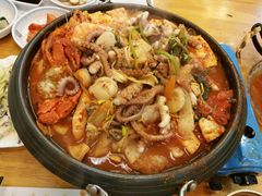 -青瓦餐厅·生鱼片·韩园烤肉(西塔店)