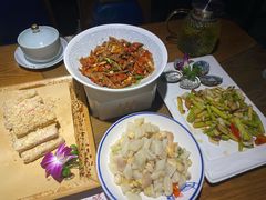 -黄泥岗·地道湖北菜(奥特莱斯店)