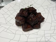 沪市牛肉粒-屋里厢上海菜馆
