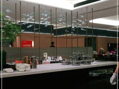 -红鼎豆捞·专注品质海鲜20年(宝丰路店)