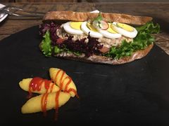 -HIGH FIVE哈福手工汉堡(桂林路店)