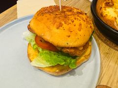 -必胜客(海雅PH店)