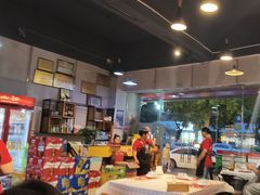 -李双猪·小龙虾·烧烤·羊肉煲(乐山店)