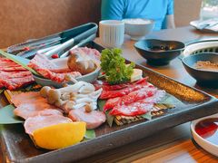 厚切拼盘-炼火烤肉店