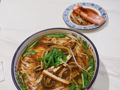 -镇南锅盖面馆(解放路店)