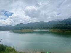 -孔雀湖生态旅游区