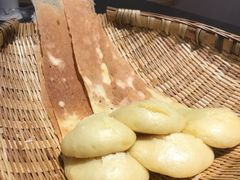 乡村锅边馍馍-万重锦·人文川菜馆(骡马市店)