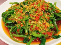 -洪霞餐馆