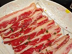 -山川小町·极番烧肉(新地假日广场店)