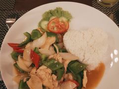 腰果炒鸡-Old House Restaurant
