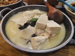 -吃饭皇帝大土家民族菜(正大广场店)