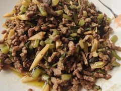 雪菜牛肉丝-食光慢宴·安吉土菜馆