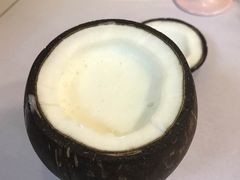 -志龙皇冠吃货椰子铺