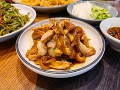 三少酱肘子-娄三少·老北京春饼烤鸭家常菜(富力又一城店)
