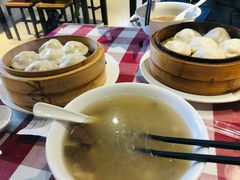 鸡汁汤包-苓记南京鸭血粉丝.皮肚面(县东巷店)