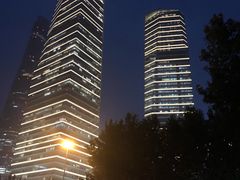 -陆家嘴空中步行连廊