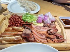 -关东小磨东北菜(上海长风大悦城店)