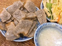 老北京炸灌肠-门框胡同百年卤煮(新街口店)