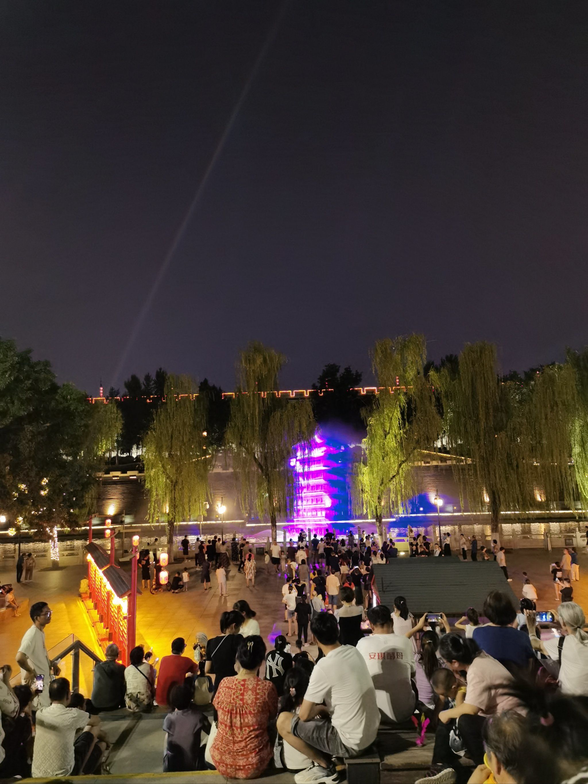 免费水幕电影时间有变化