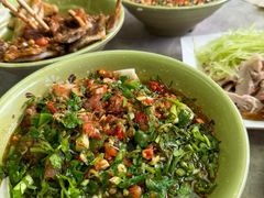 加肉的烧肉米线-老奶烧肉米线