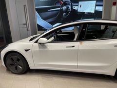 -TESLA 特斯拉(上海太古汇体验店)