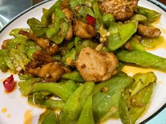-东来菜馆•手抓海鲜家常菜•海鲜锅贴(鸽子窝店)
