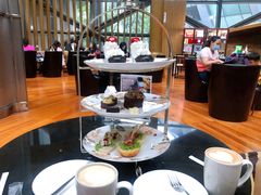 -上海滴水湖皇冠假日酒店