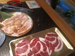 -韩烧牛中牛·甄选黑牛烤肉(黑金店)