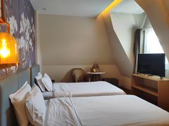 -白玉兰商务酒店(曲阜三孔景区春秋西路店)