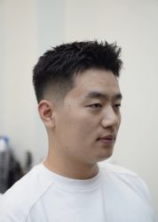 -ONE·男士国潮·美式渐变·理发馆·BARBER SHOP