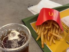 -麦当劳(光新乐购店)