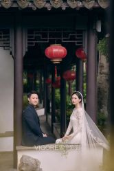 -雪中彩影婚纱摄影·微光艺术中心