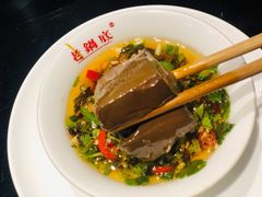 -吴记老锅底麻辣火锅(福州路店)