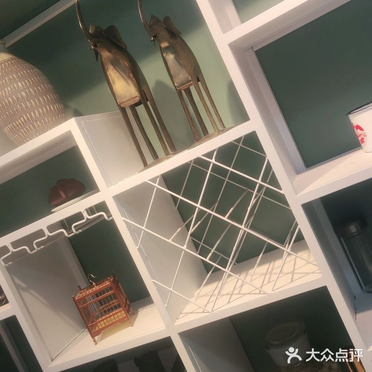 郑州二七万达最低调的理发店探探