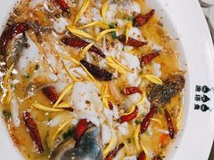 -渔语鱼酸菜鱼新川菜(来福士店)