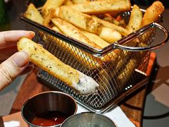 黑松露薯條-Oasis Bar & Grill