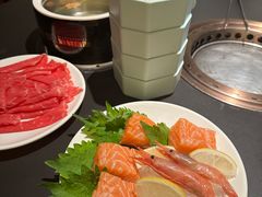 -钱小奴海鲜自助黑金店(杭州滨江龙湖店)