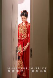 -曼青婚纱礼服馆