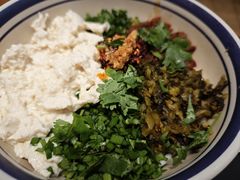 -云阿蛮云南生烫牛肉米线(奉贤路店)